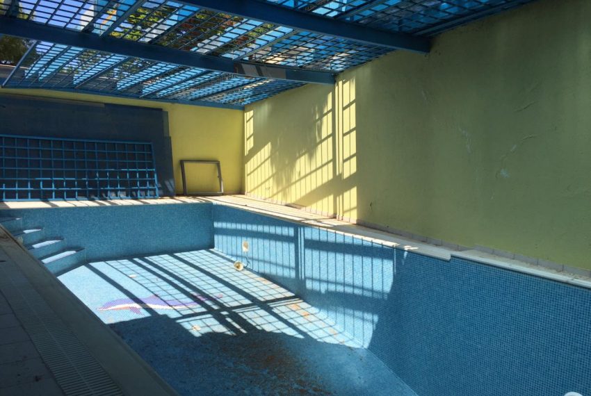 48527071-0bed-47d3-b9d1-534e80e14f28