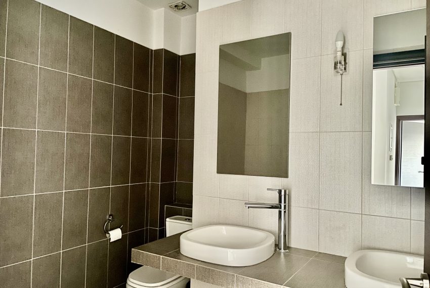 Photo 3-4-26, 18 00 21