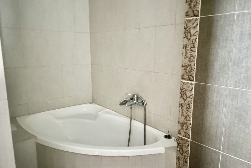 Photo 3-4-26, 18 00 42